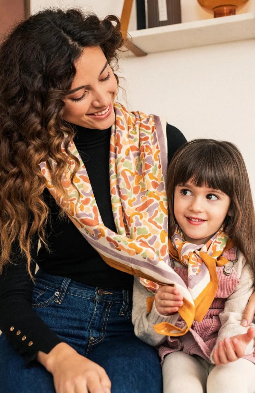 Enfant/Femme Les Raffineurs Foulard duo Formes colorées - Ocre