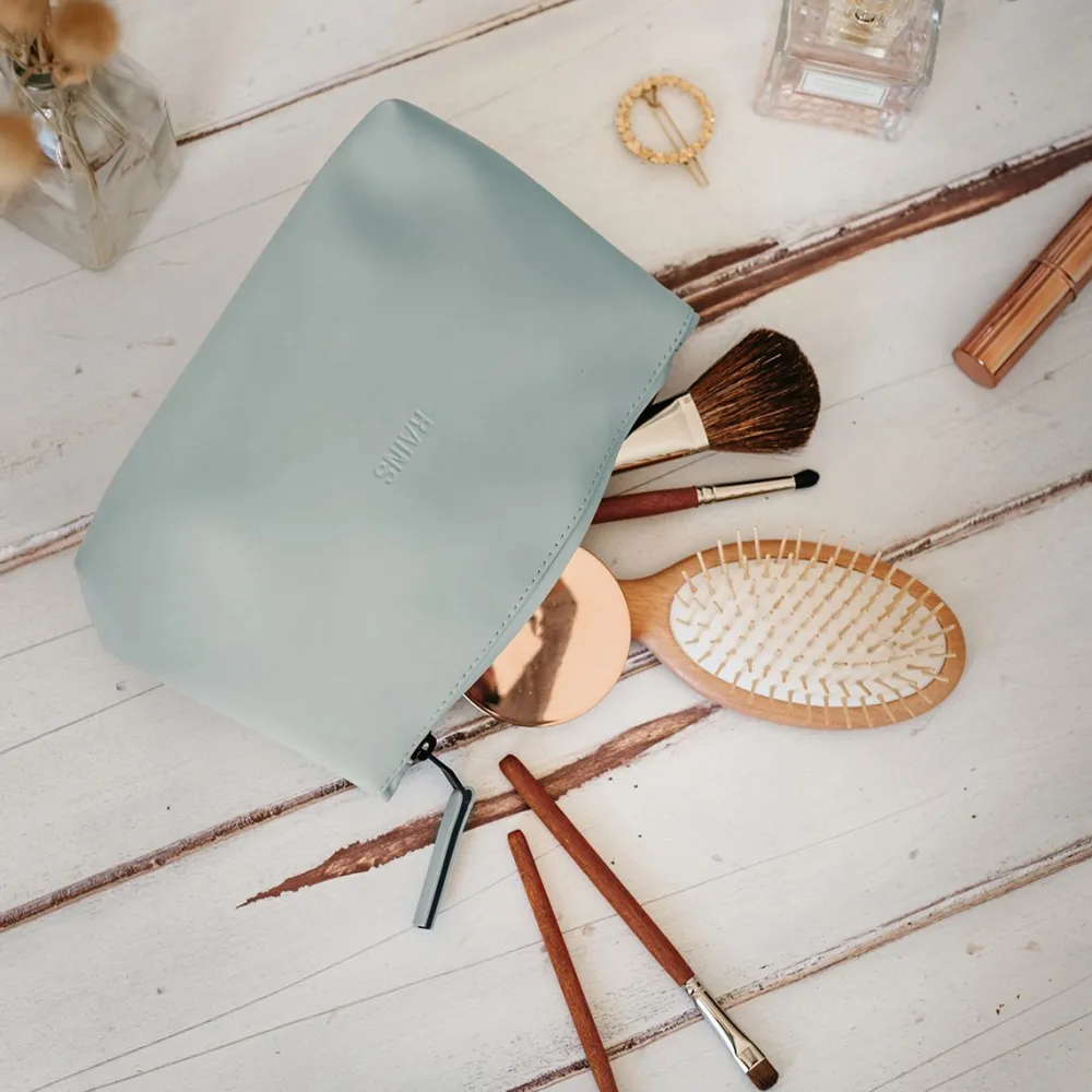 Femme Les Raffineurs Trousse à maquillage Rains