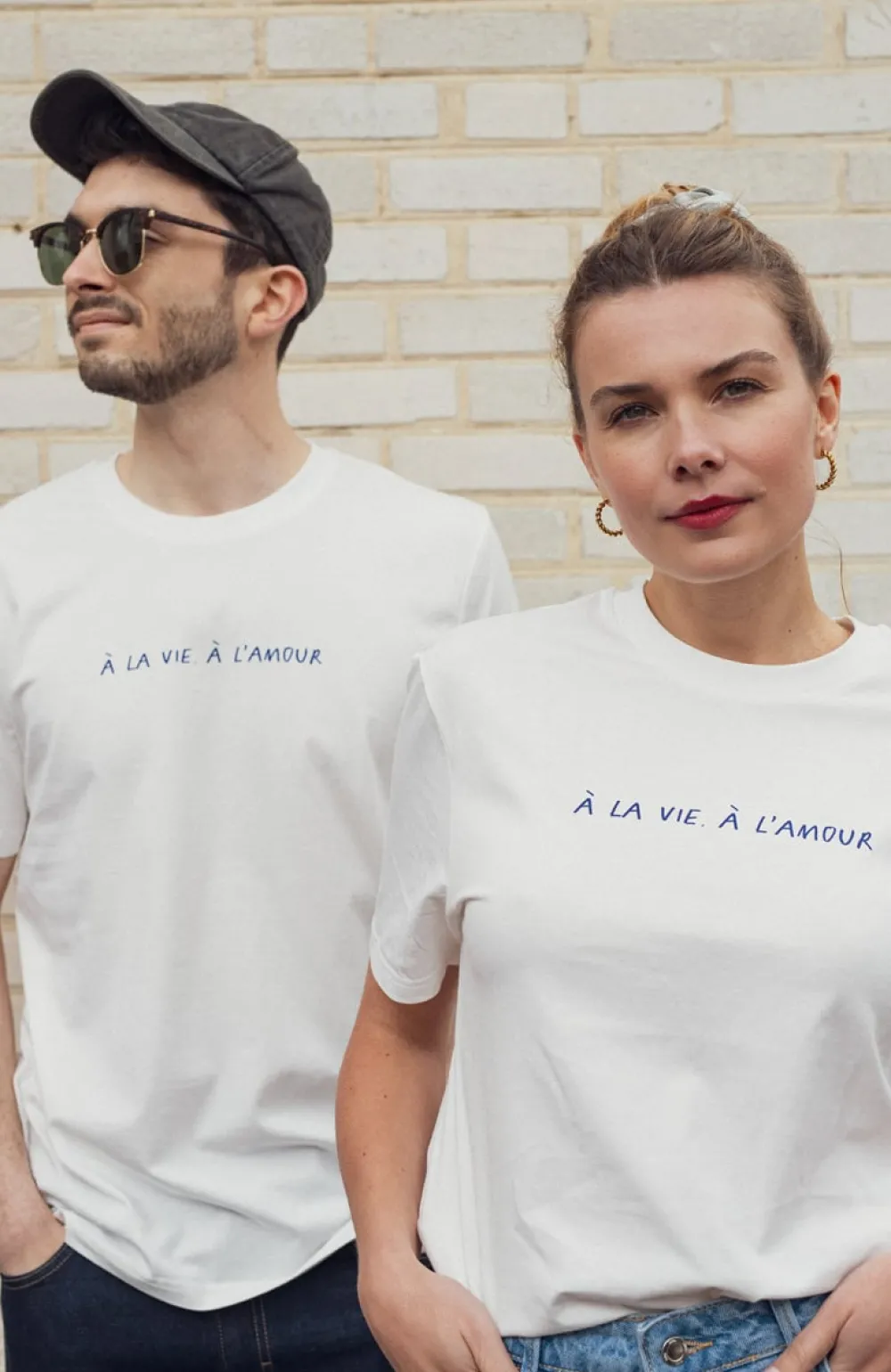 Femme Les Raffineurs T-shirt unisexe À la Vie À l’Amour